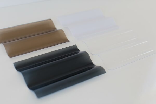 Polycarbonate-roofing-clear-bronze-grey-opal-plastic