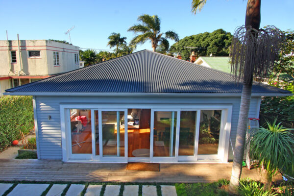 Corrugated iron roof Vitor+ ZX Grey Friars available from Sunnyside 6