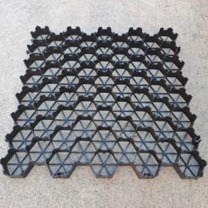 StableStones reinforcing mesh for stones pebbles topsoil grass